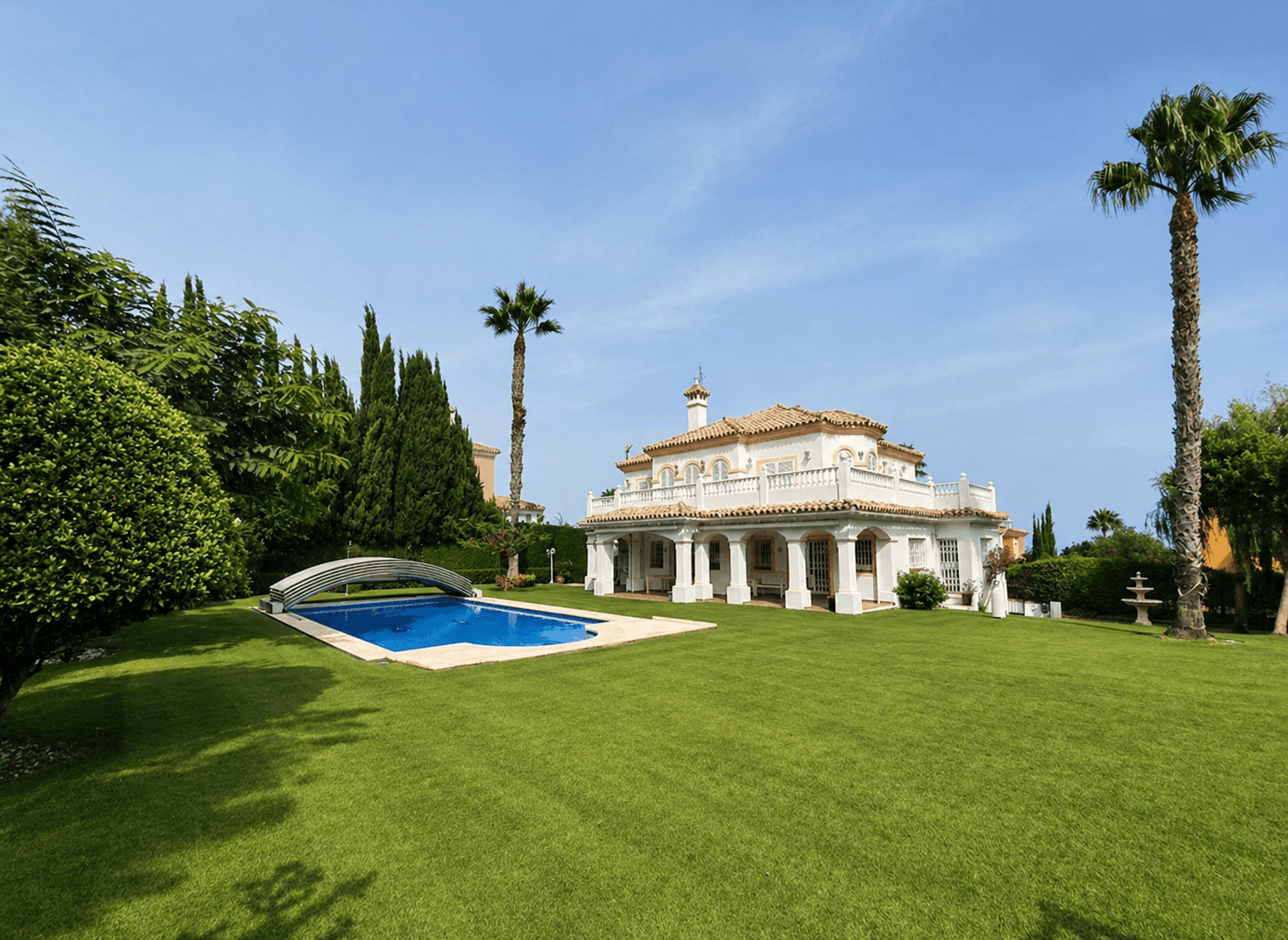 Villa Tradicional en Alcaidesa - Imagen 1