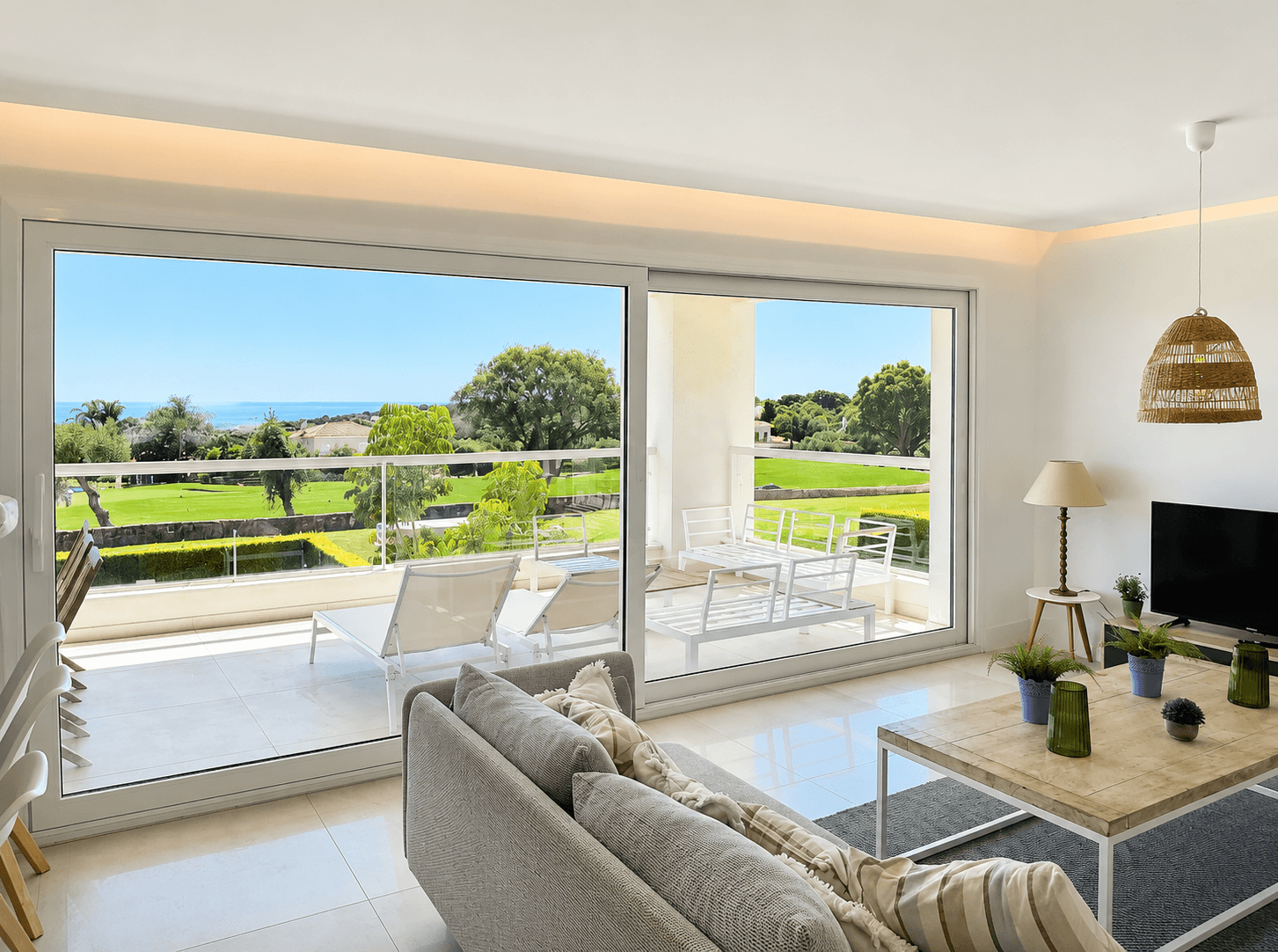 Apartamento en San Roque Club - Imagen 2