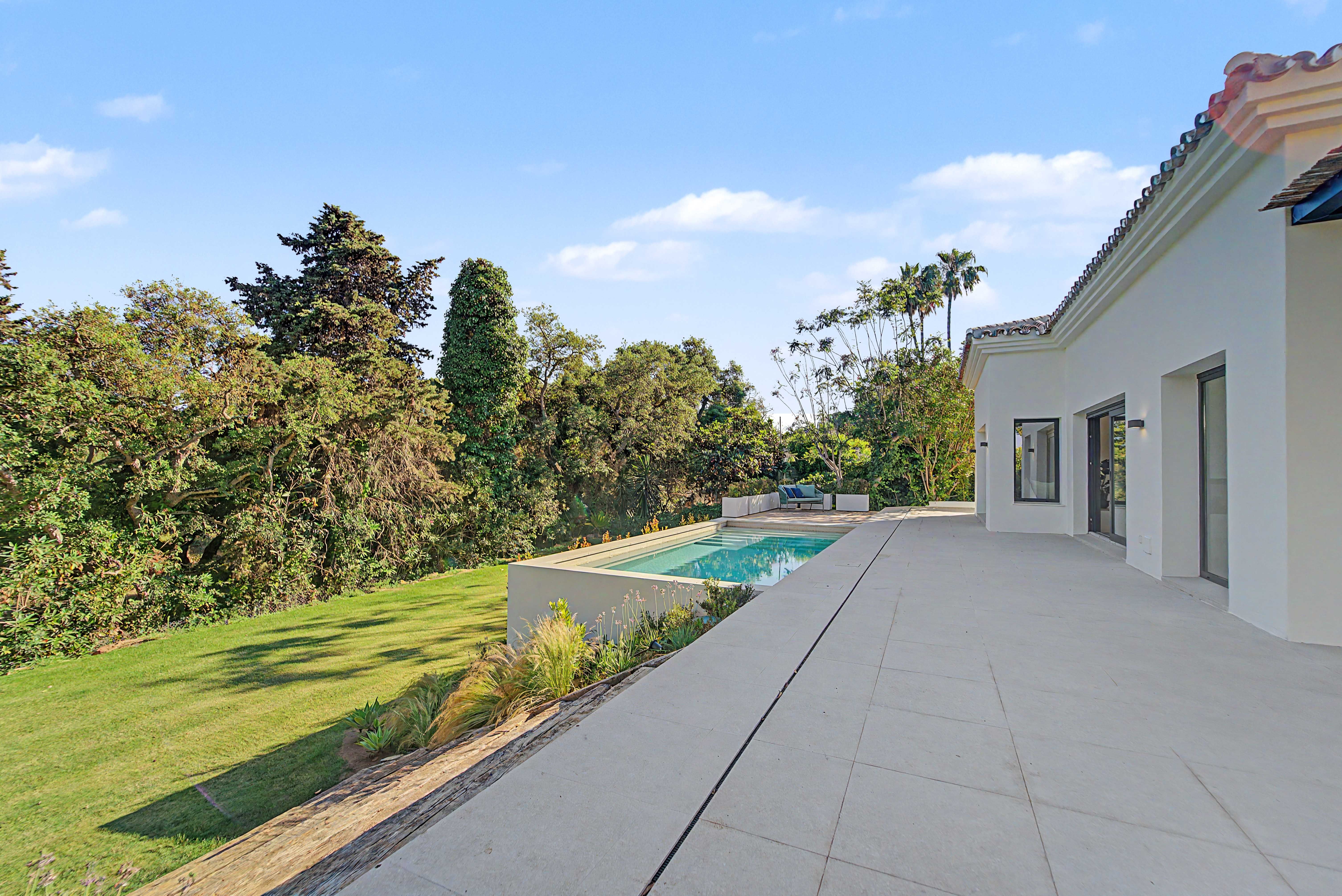 Villa con orientación sur - Imagen 3