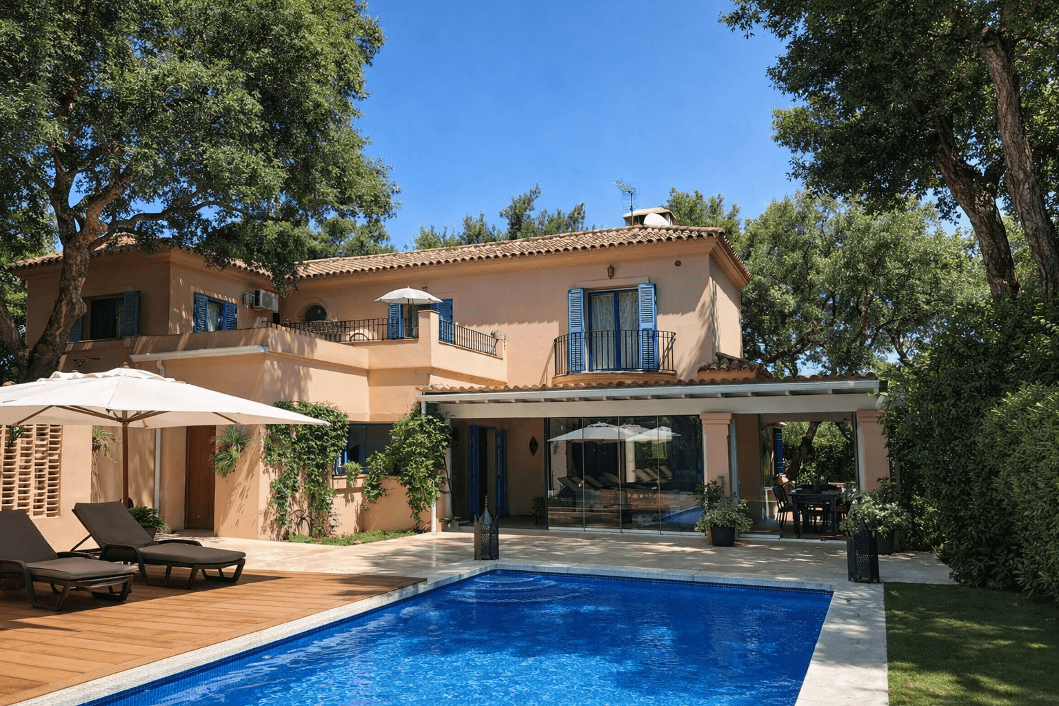 Villa in Calle Castilla
