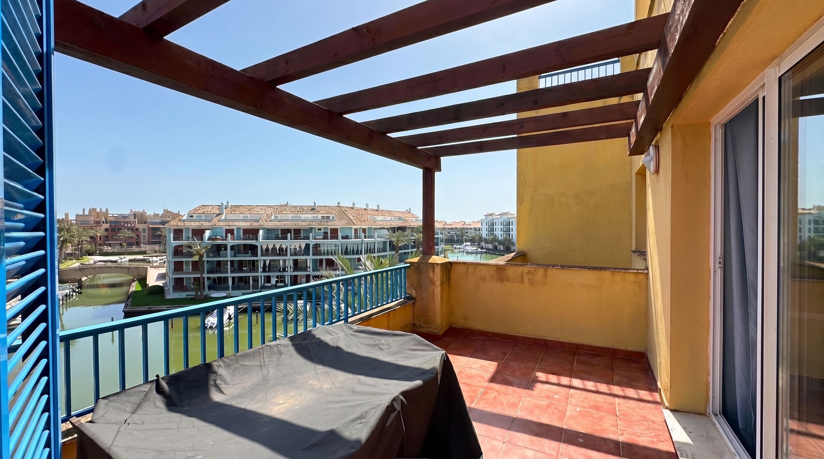 Apartamento en Guadalmarina - Imagen 16